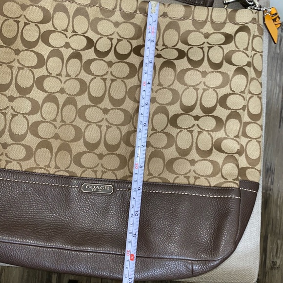 Coach bag - Picture 10 of 12